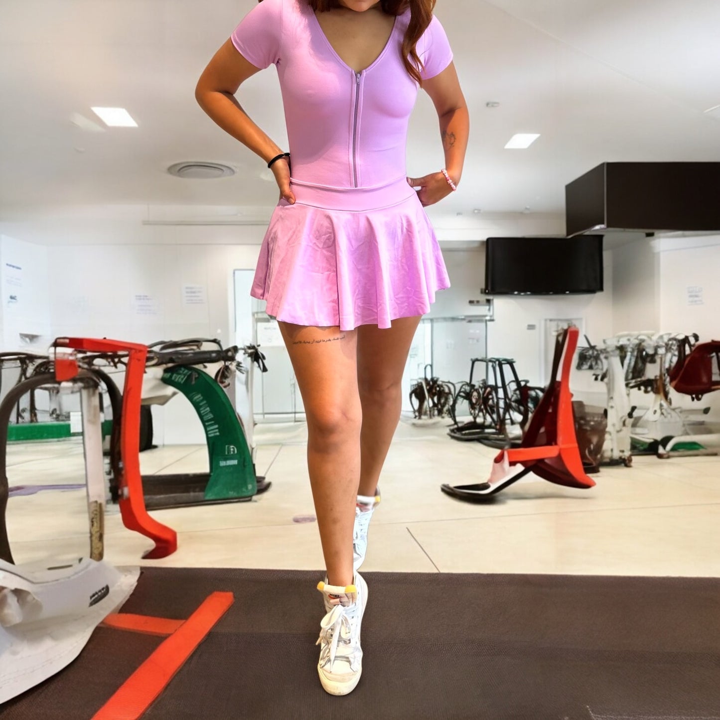 SPORTS DRESS WITH POCKET AND SLEEVES