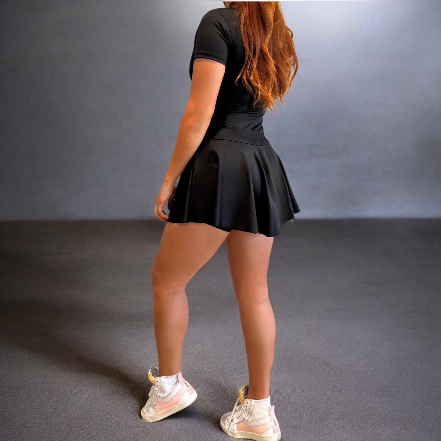 SPORTS DRESS WITH POCKET AND SLEEVES